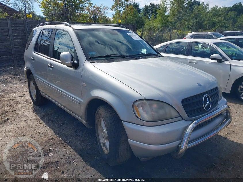2001 MERCEDES-BENZ ML 320 — фото 1