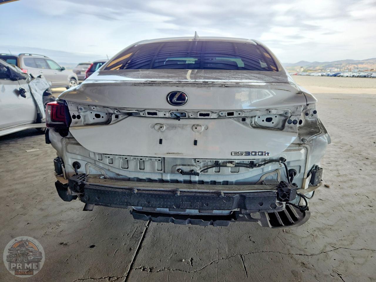 2022 LEXUS ES — фото 6