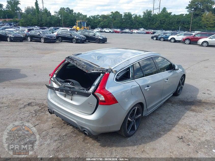 2015 VOLVO V60 T6 R-DESIGN PLATINUM — фото 17