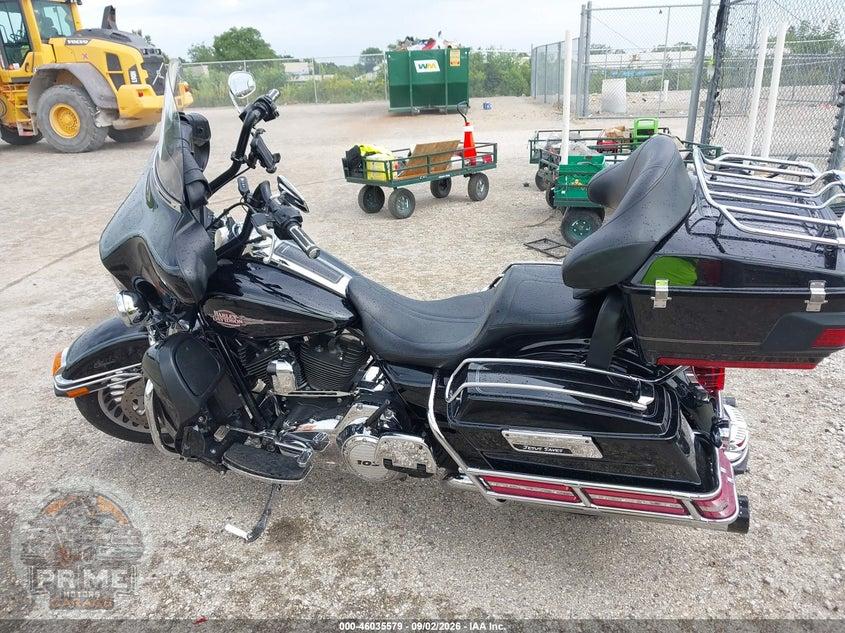 2012 HARLEY-DAVIDSON FLHTC (ELECTRA GLIDE CLASSIC) ELECTRA GLIDE CLASSIC — фото 13