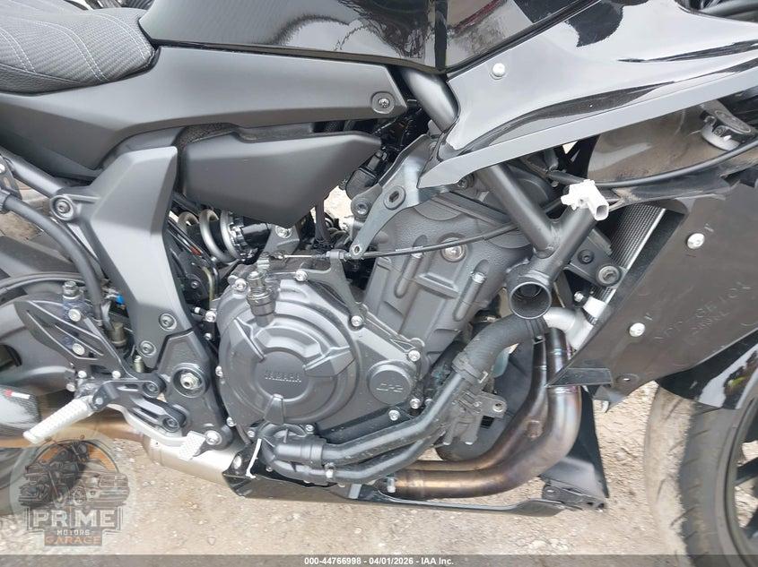 2024 YAMAHA YZFR7 — фото 8