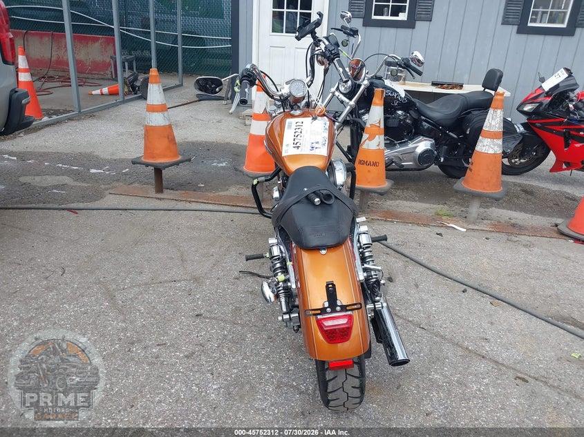 2015 HARLEY-DAVIDSON XL1200 C — фото 6