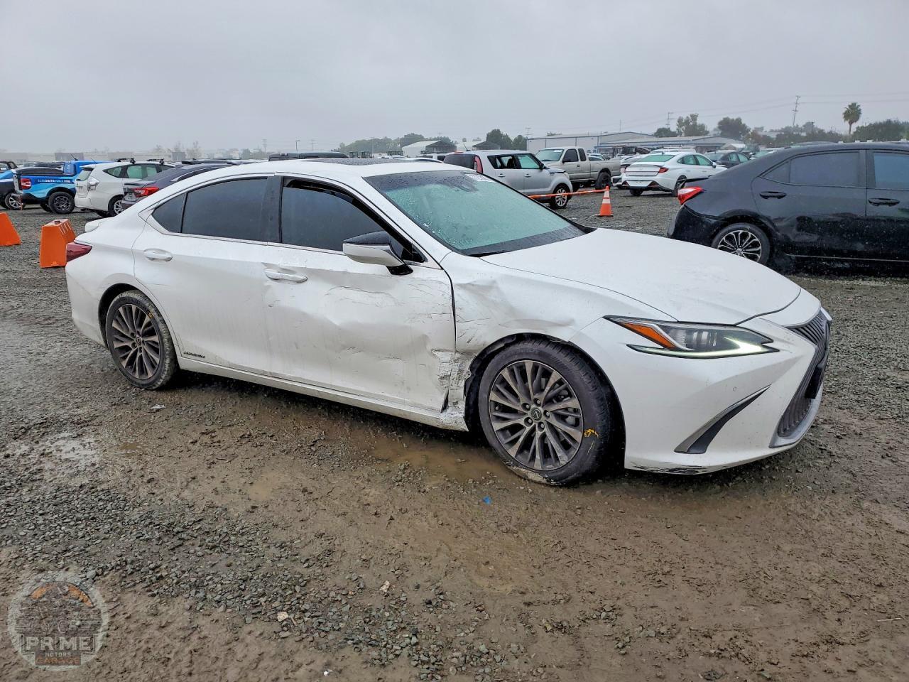 2020 LEXUS ES — фото 4