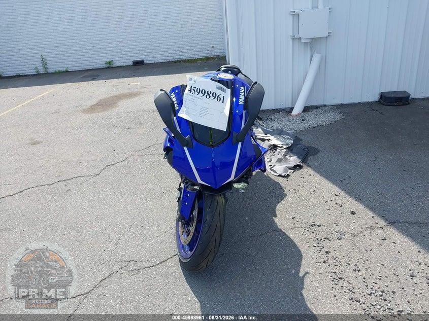 2017 YAMAHA YZFR1 — фото 5
