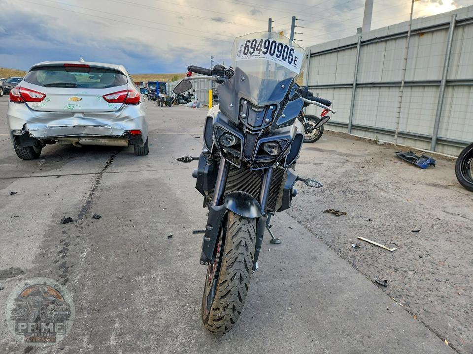 2017 YAMAHA FZ10 — фото 2