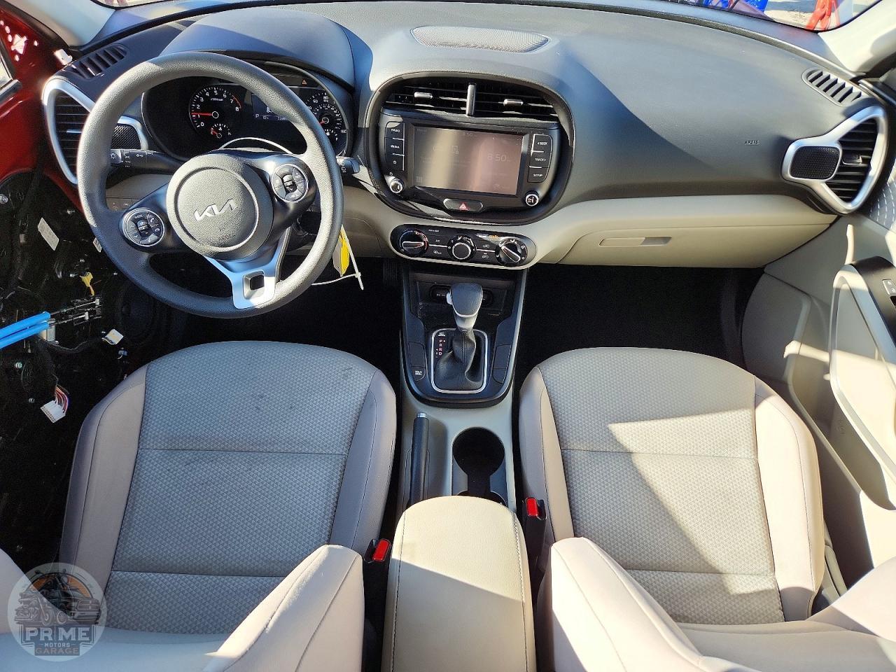 2022 KIA SOUL — фото 8