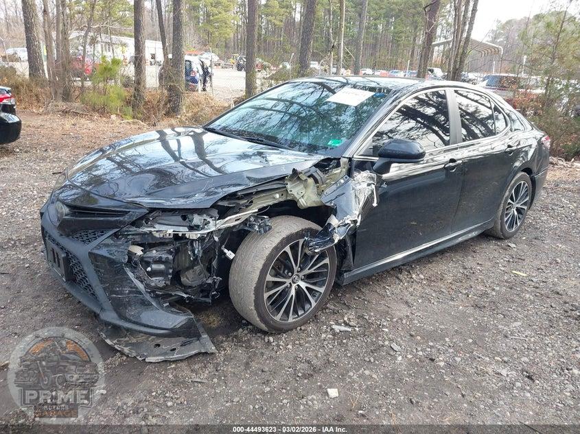 2018 TOYOTA CAMRY SE — фото 2