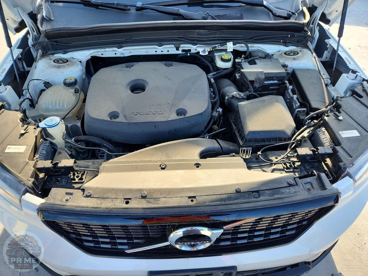 2022 VOLVO XC40 — фото 12