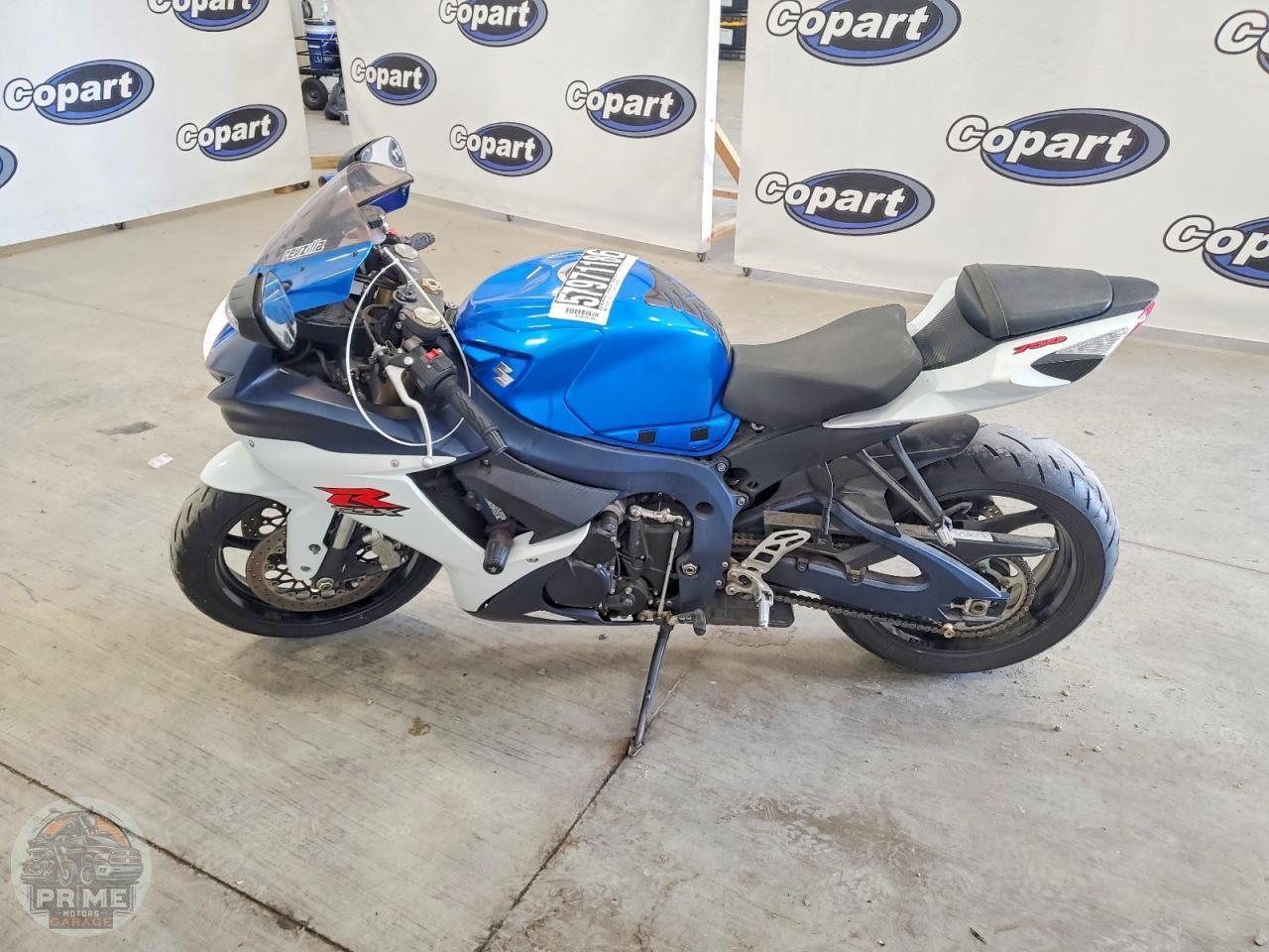 2011 SUZUKI GSX750 — фото 3