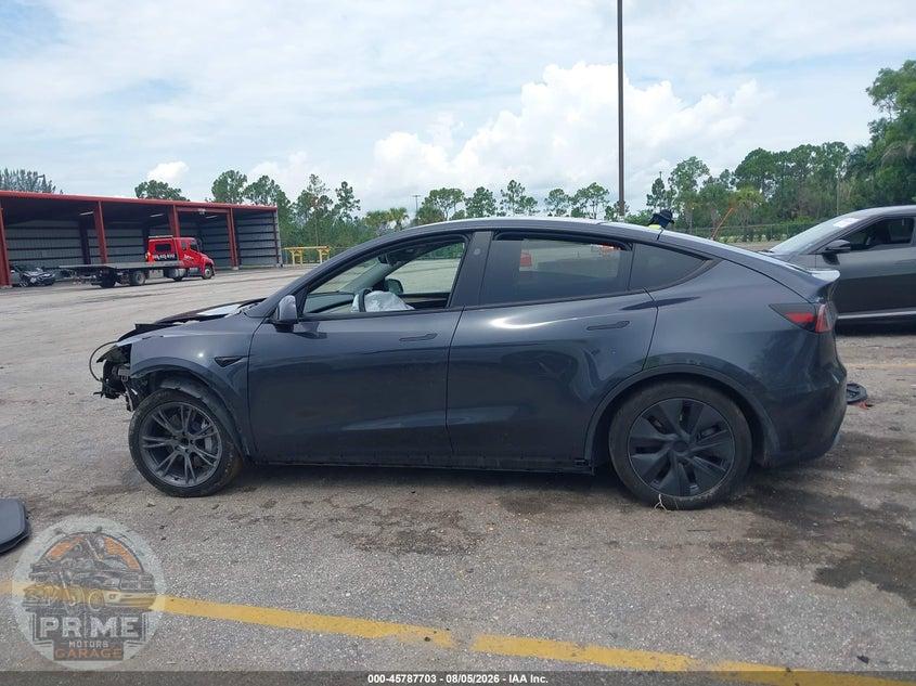 2025 TESLA MODEL Y LONG RANGE DUAL MOTOR REAR-WHEEL DRIVE — фото 12
