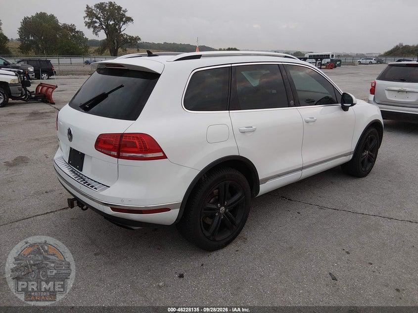 2017 VOLKSWAGEN TOUAREG V6 WOLFSBURG EDITION — фото 4