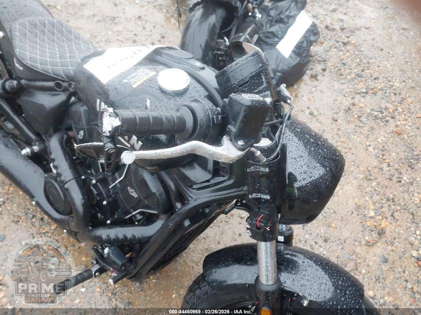 2025 INDIAN MOTORCYCLE CO. SCOUT BOBBER — фото 17