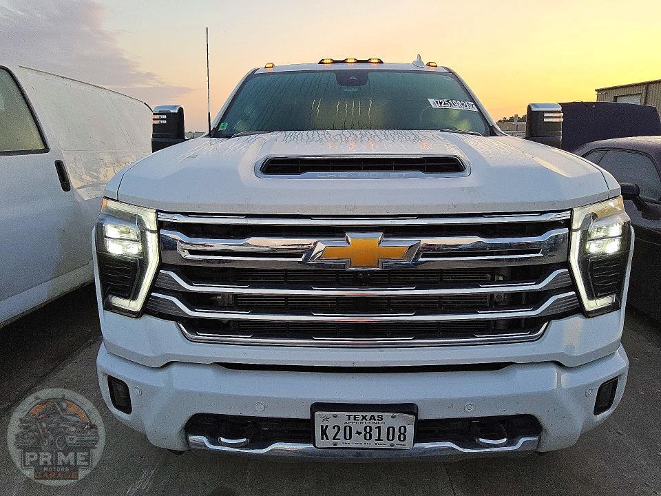 2025 CHEVROLET SILVERADO — фото 5