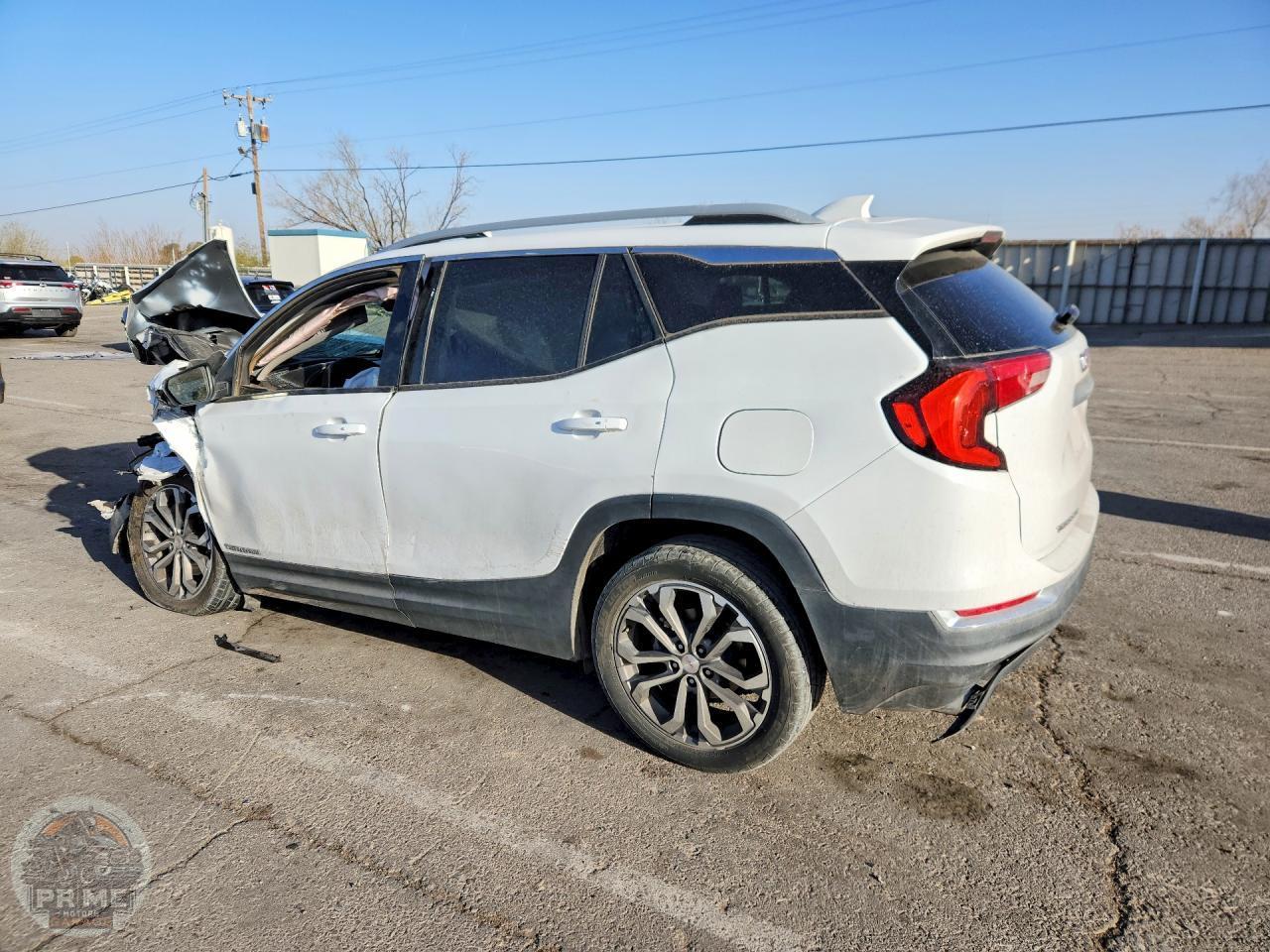 2020 GMC TERRAIN — фото 2