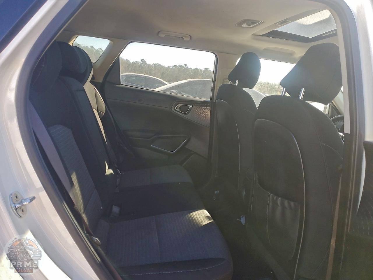 2022 KIA SOUL — фото 10