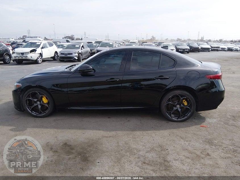 2017 ALFA ROMEO GIULIA TI RWD — фото 14