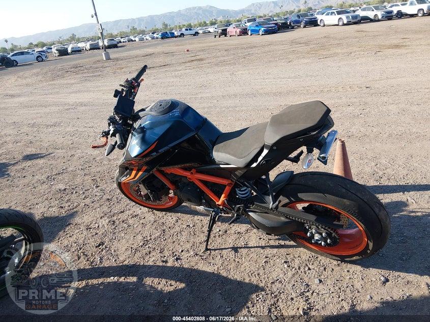 2023 KTM 1290 SUPER DUKE R — фото 17