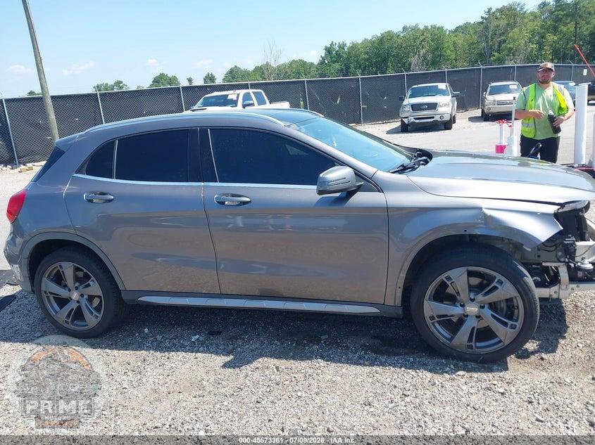2015 MERCEDES-BENZ GLA 250 4MATIC — фото 14