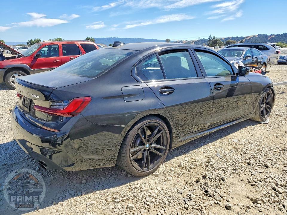 2022 BMW 3 SERIES — фото 3