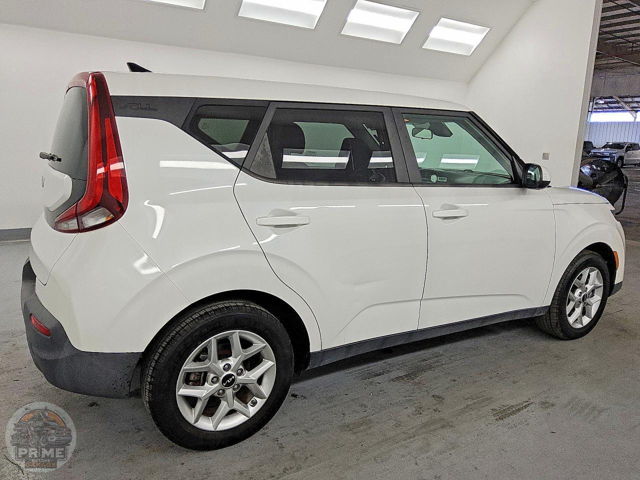 2022 KIA SOUL — фото 3