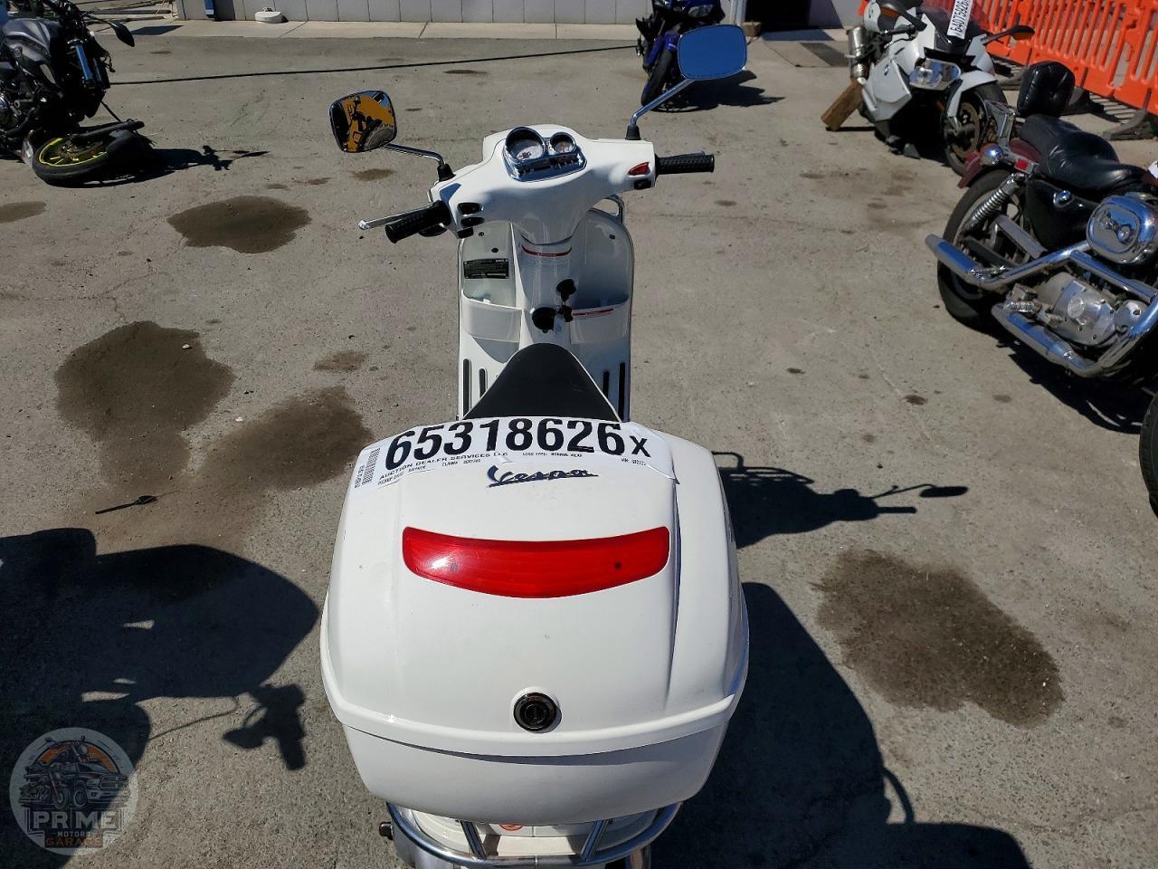 2009 VESPA LX — фото 11