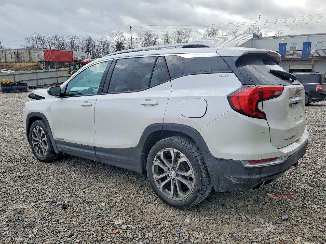 2020 GMC TERRAIN — фото 2