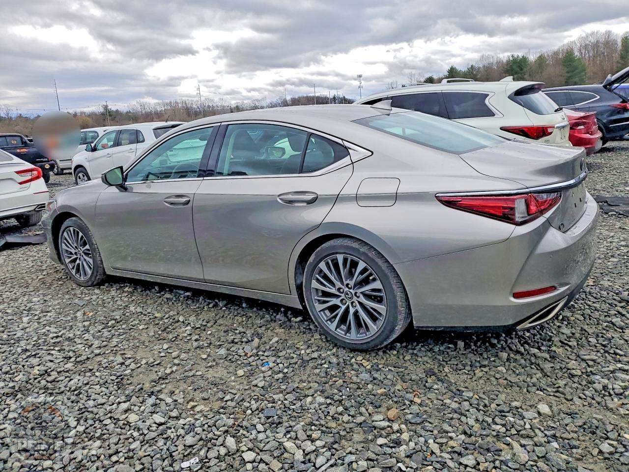 2020 LEXUS ES — фото 2