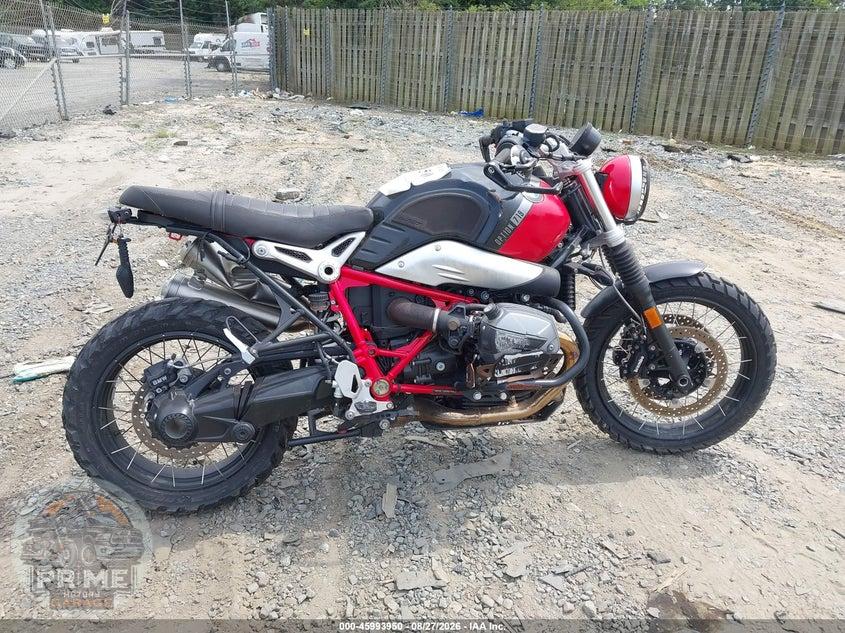 2022 BMW R NINE T SCRAMBLER — фото 12