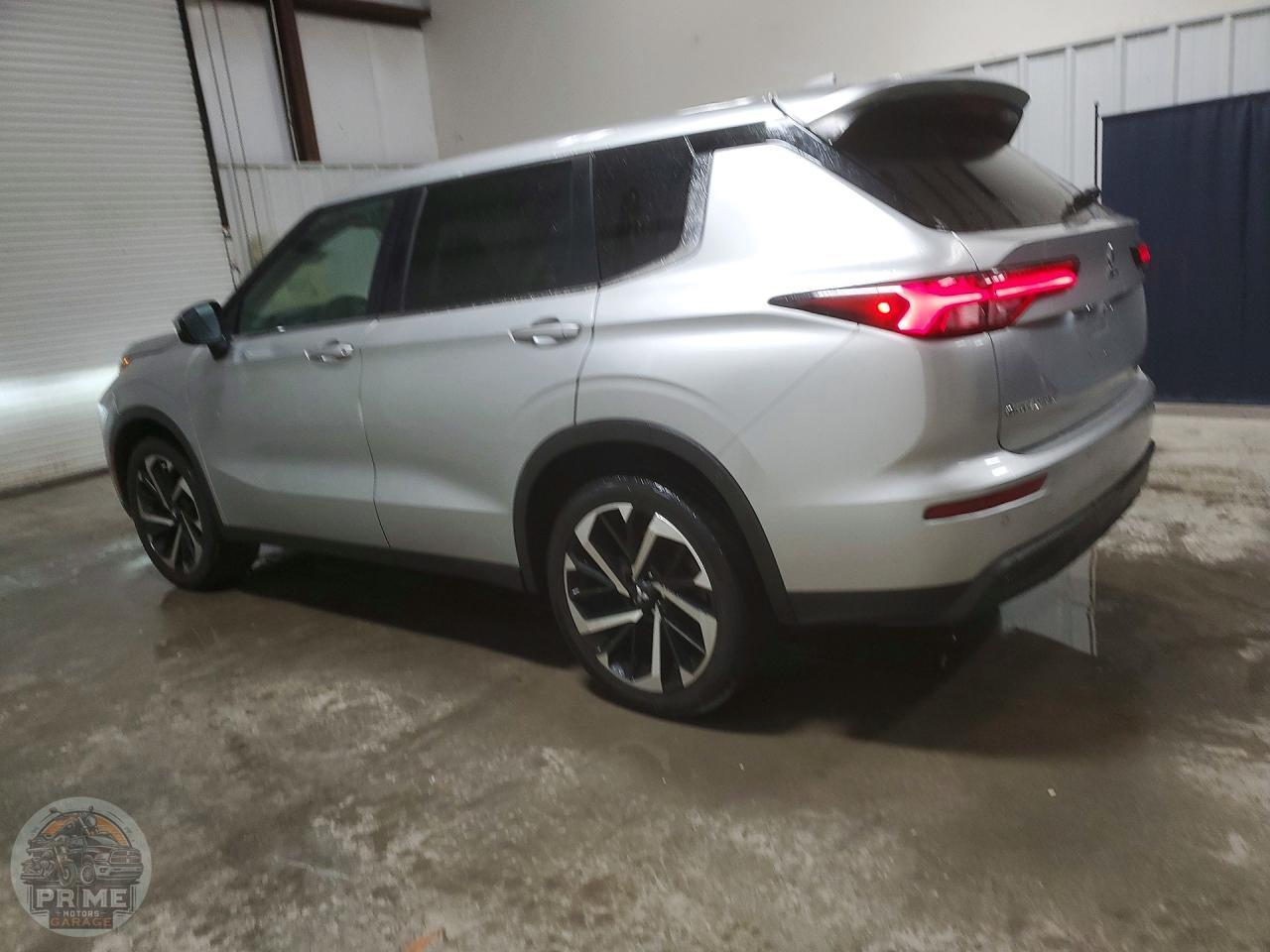2022 MITSUBISHI OUTLANDER — фото 2