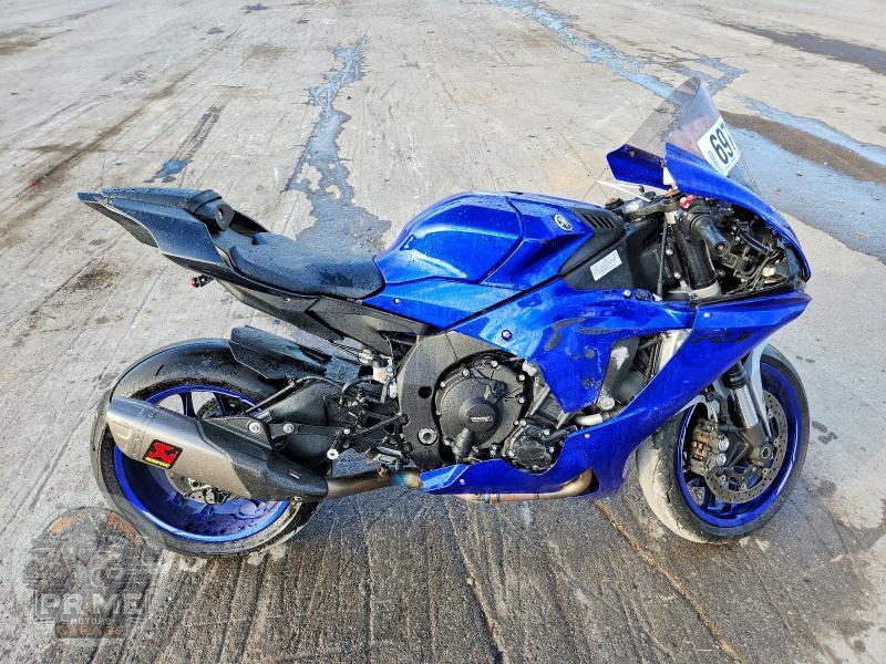 2020 YAMAHA YZFR1 — фото 1