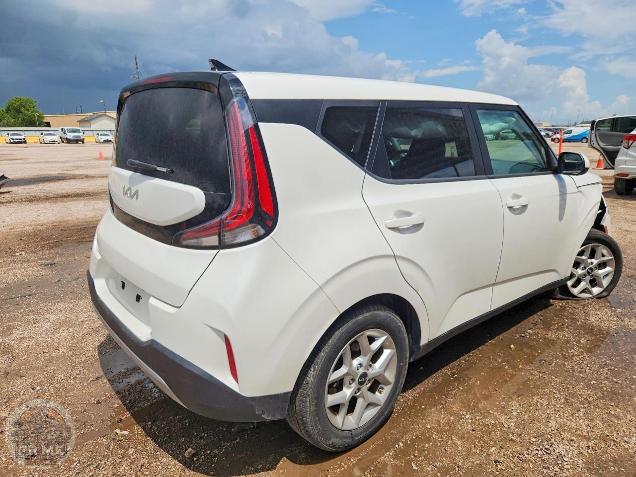 2025 KIA SOUL — фото 3