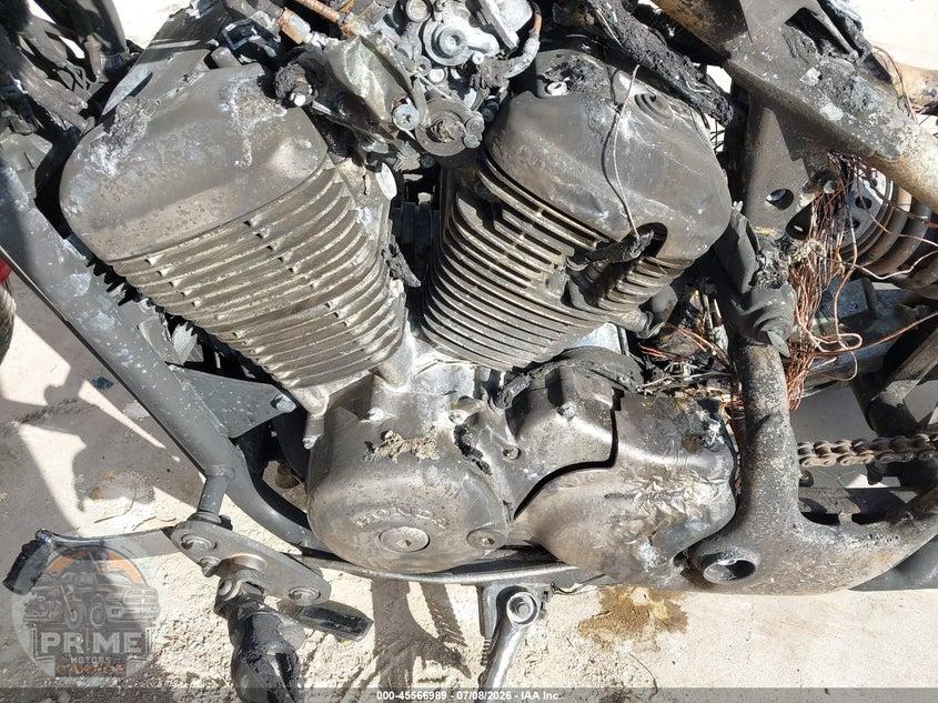 1997 HONDA VT600 CD — фото 9