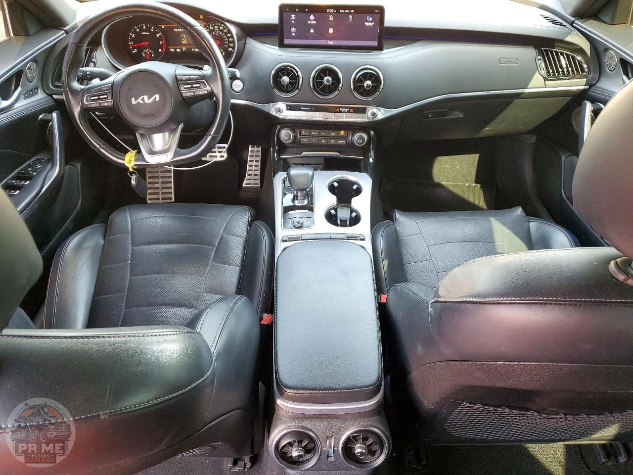 2022 KIA STINGER — фото 8