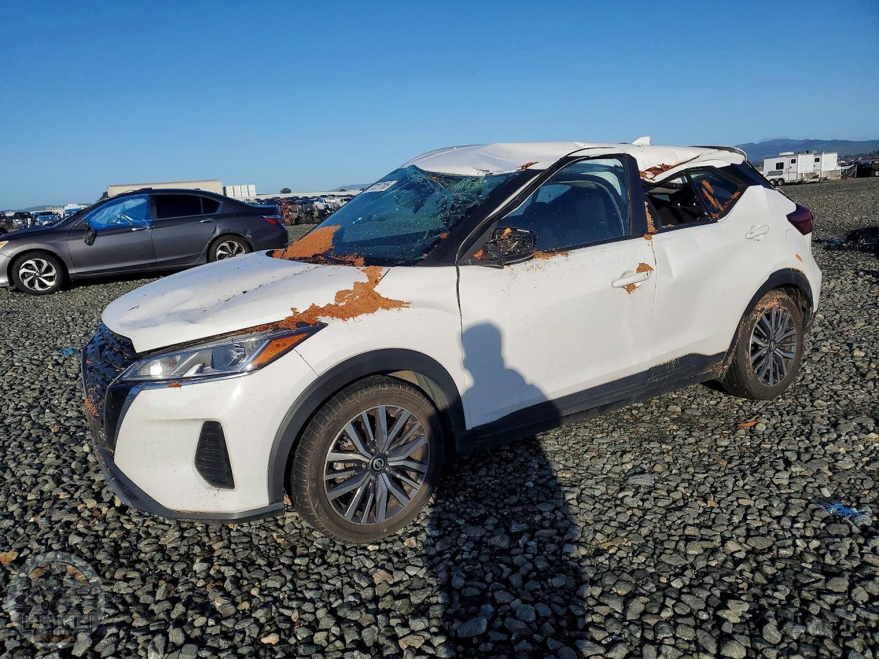 2021 NISSAN KICKS — фото 1