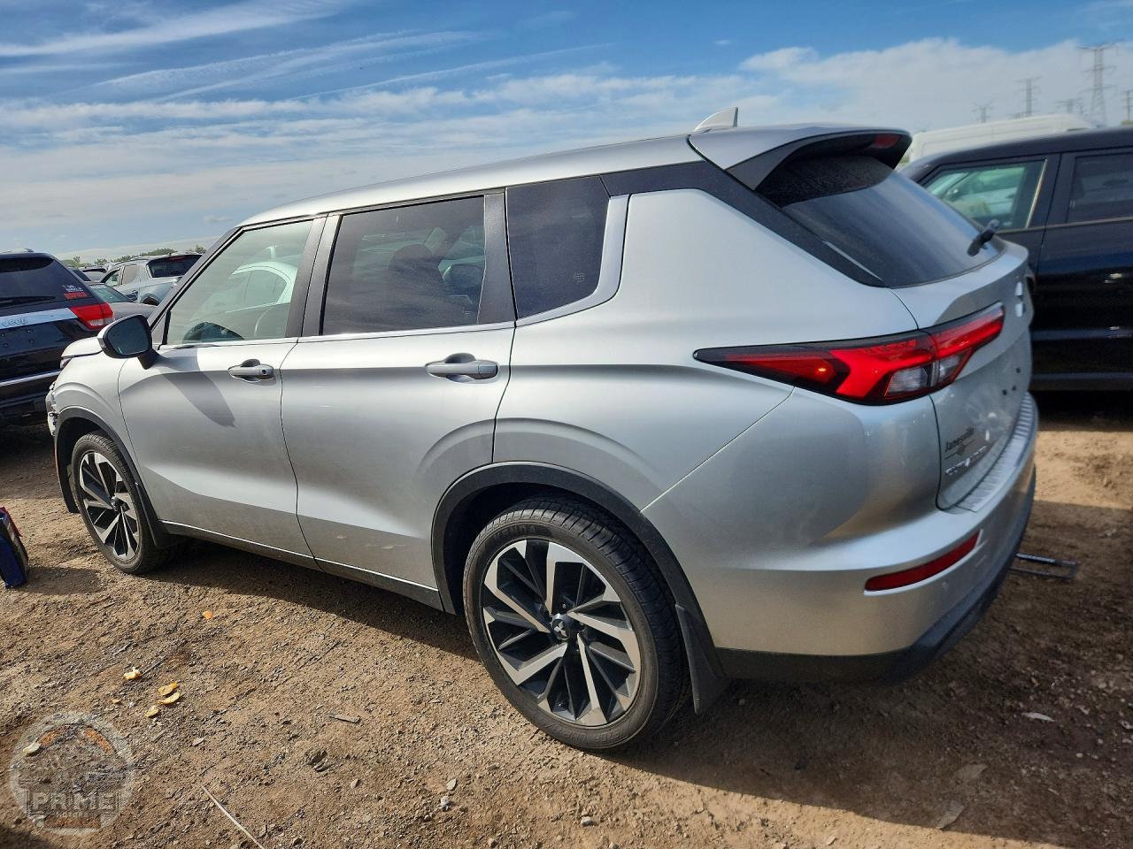 2022 MITSUBISHI OUTLANDER — фото 2