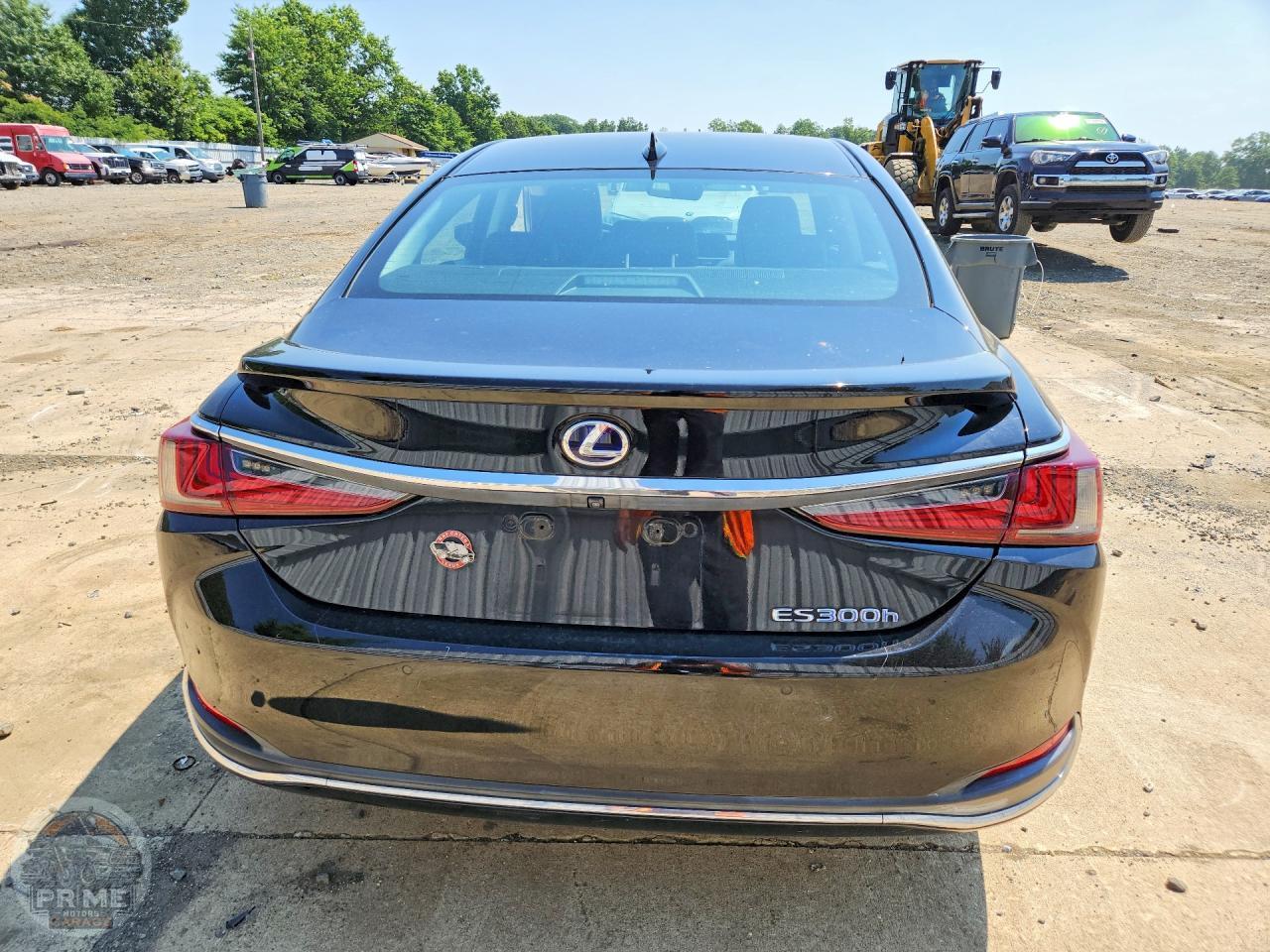 2020 LEXUS ES — фото 6