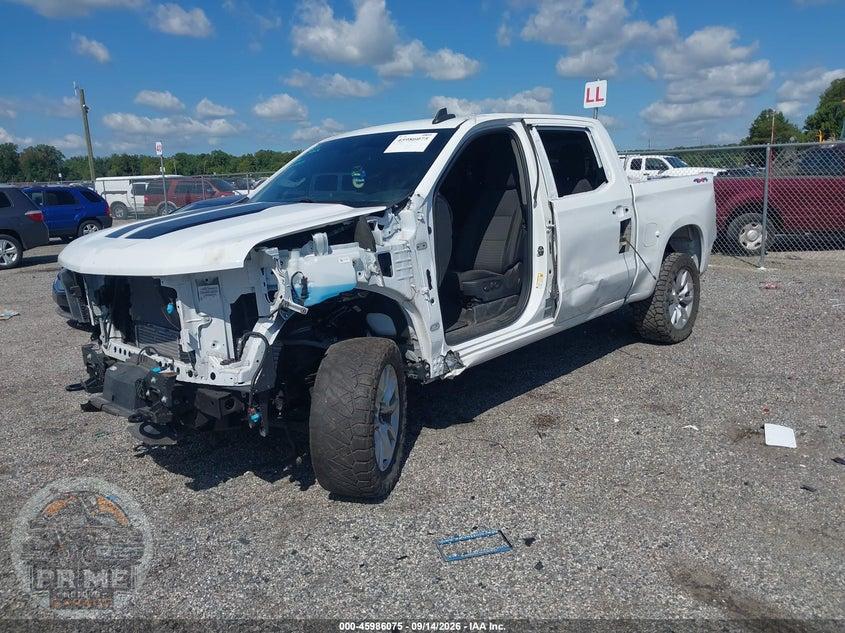 2023 CHEVROLET SILVERADO 1500 4WD  SHORT BED CUSTOM — фото 2