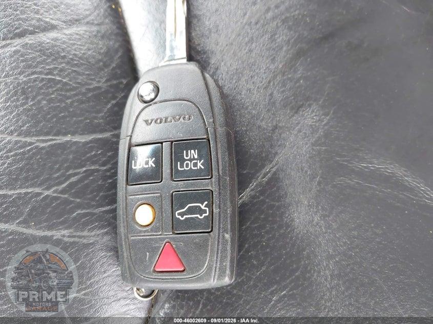 2006 VOLVO V70 2.5T — фото 11