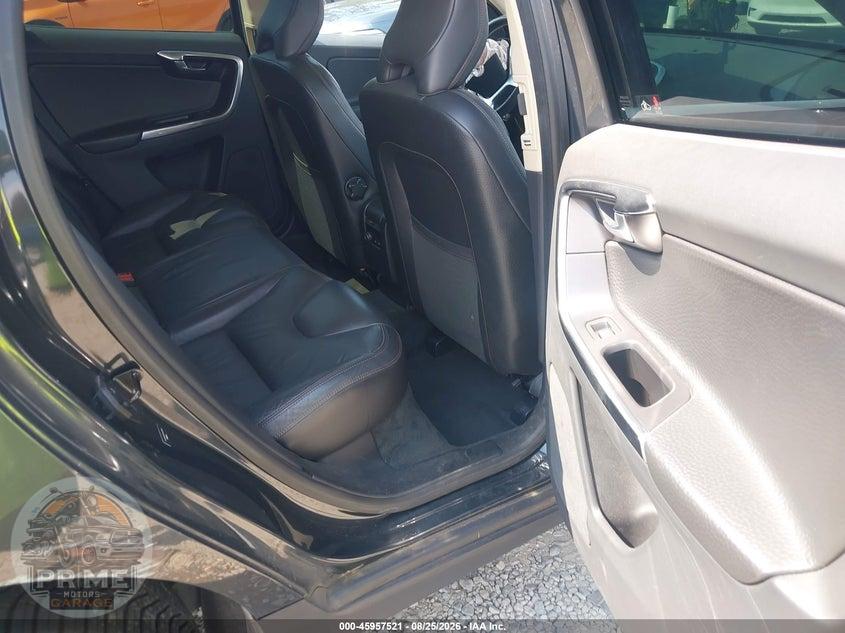 2013 VOLVO XC60 T6 — фото 18