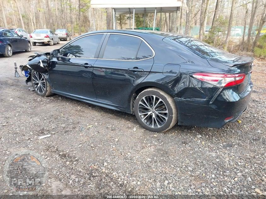 2018 TOYOTA CAMRY SE — фото 3