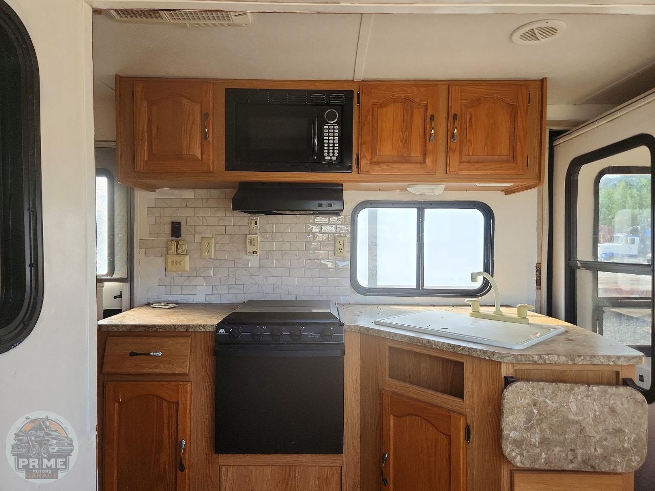 2011 KEYSTONE TRAILERS — фото 5