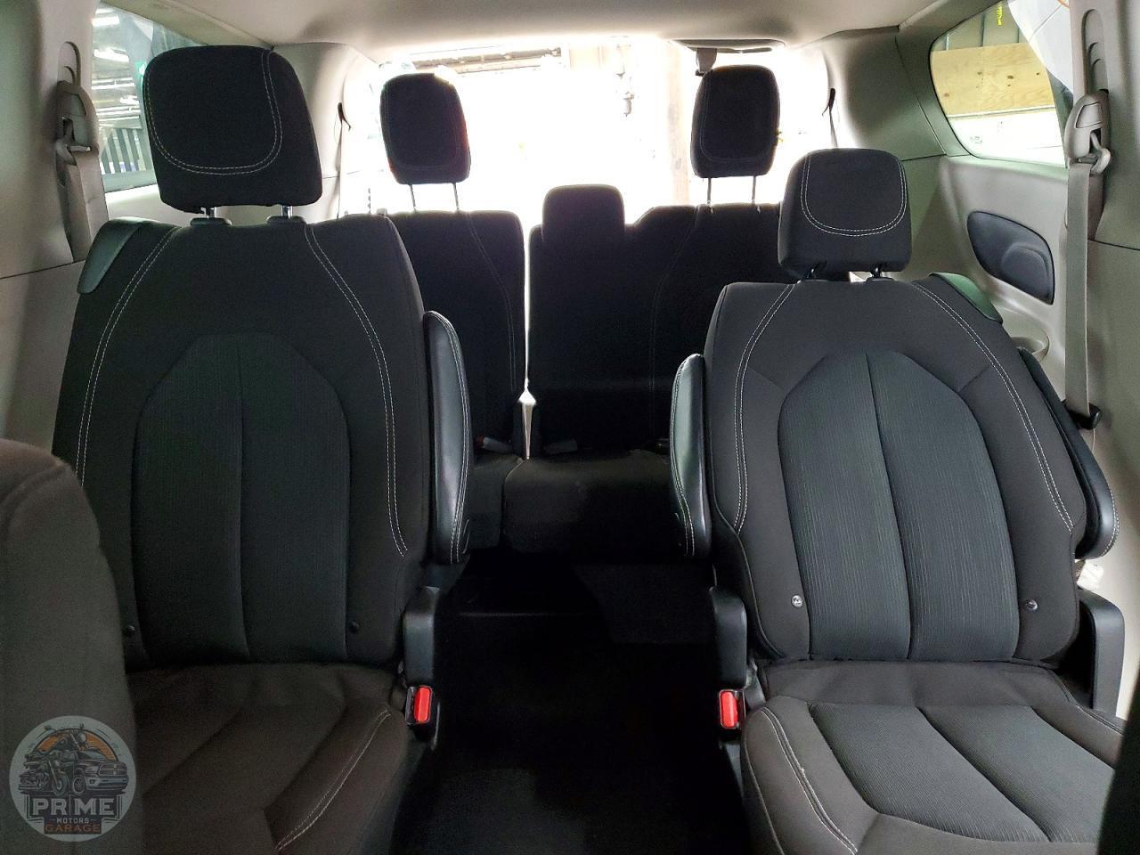 2023 CHRYSLER VOYAGER — фото 10