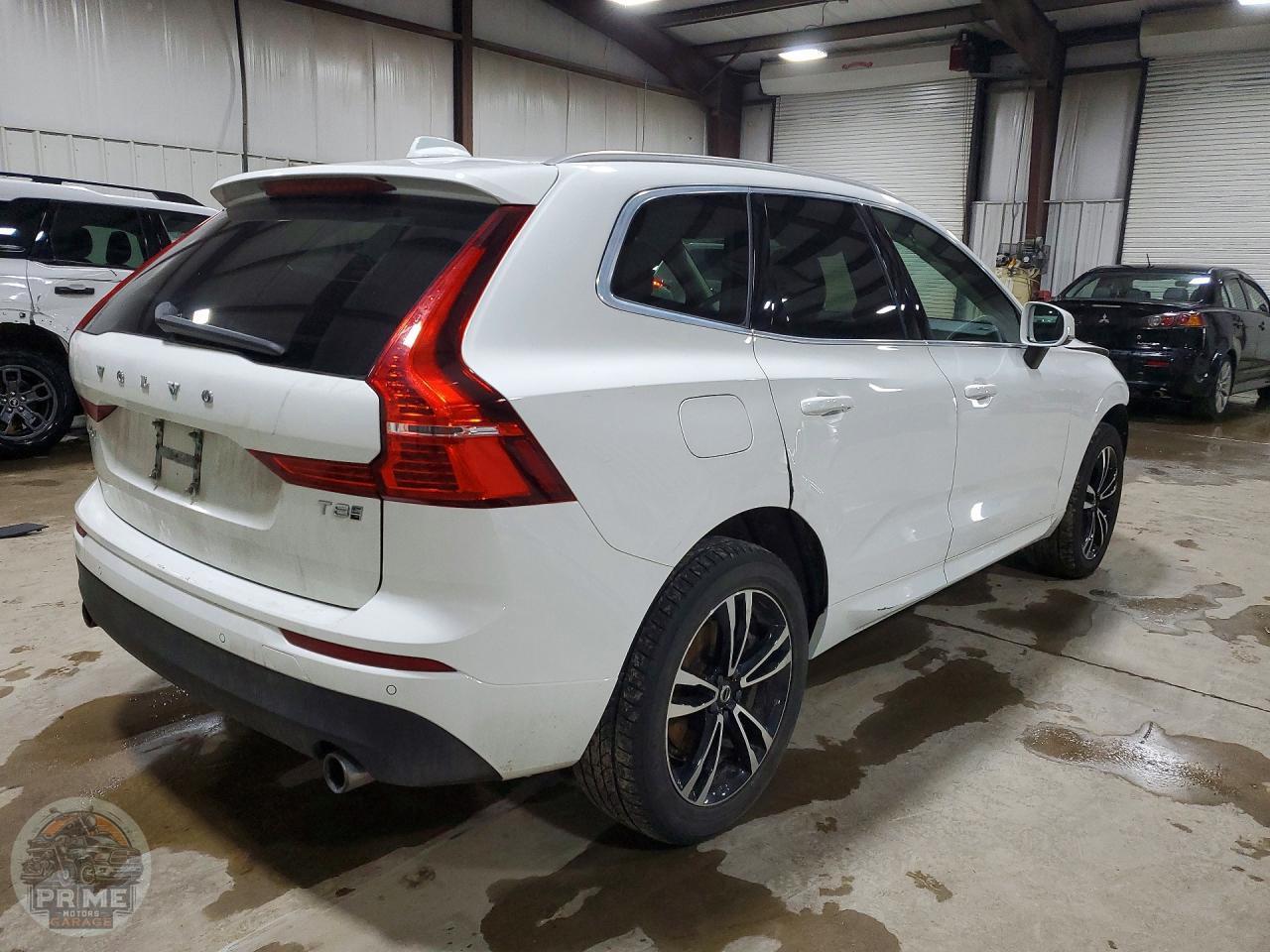 2020 VOLVO XC60 — фото 3