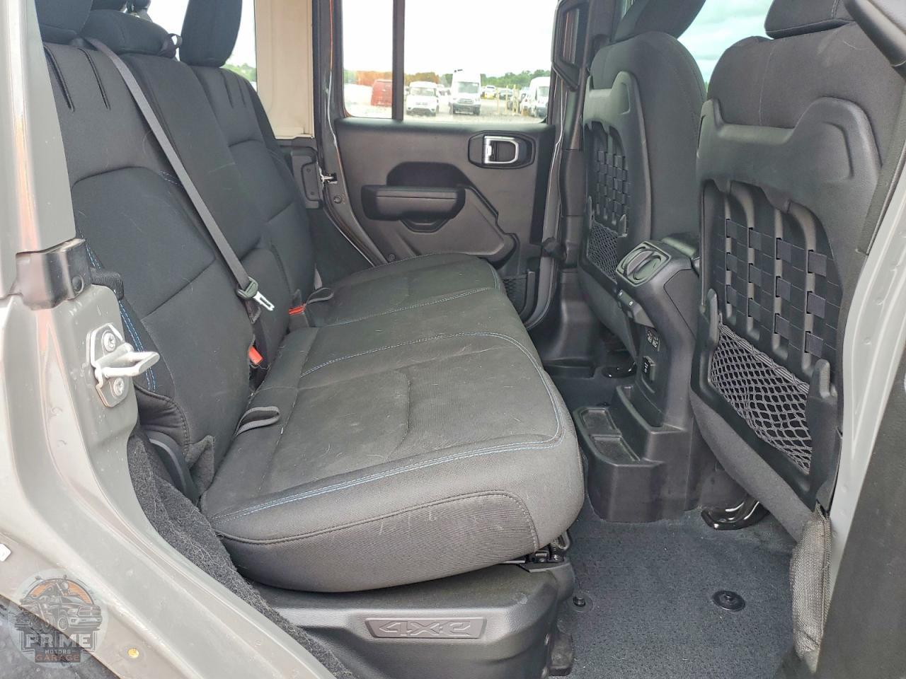 2022 JEEP WRANGLER — фото 11