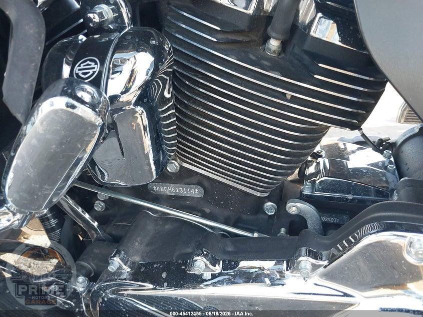 2017 HARLEY-DAVIDSON FLHTK (ULTRA LIMITED) ULTRA LIMITED — фото 9