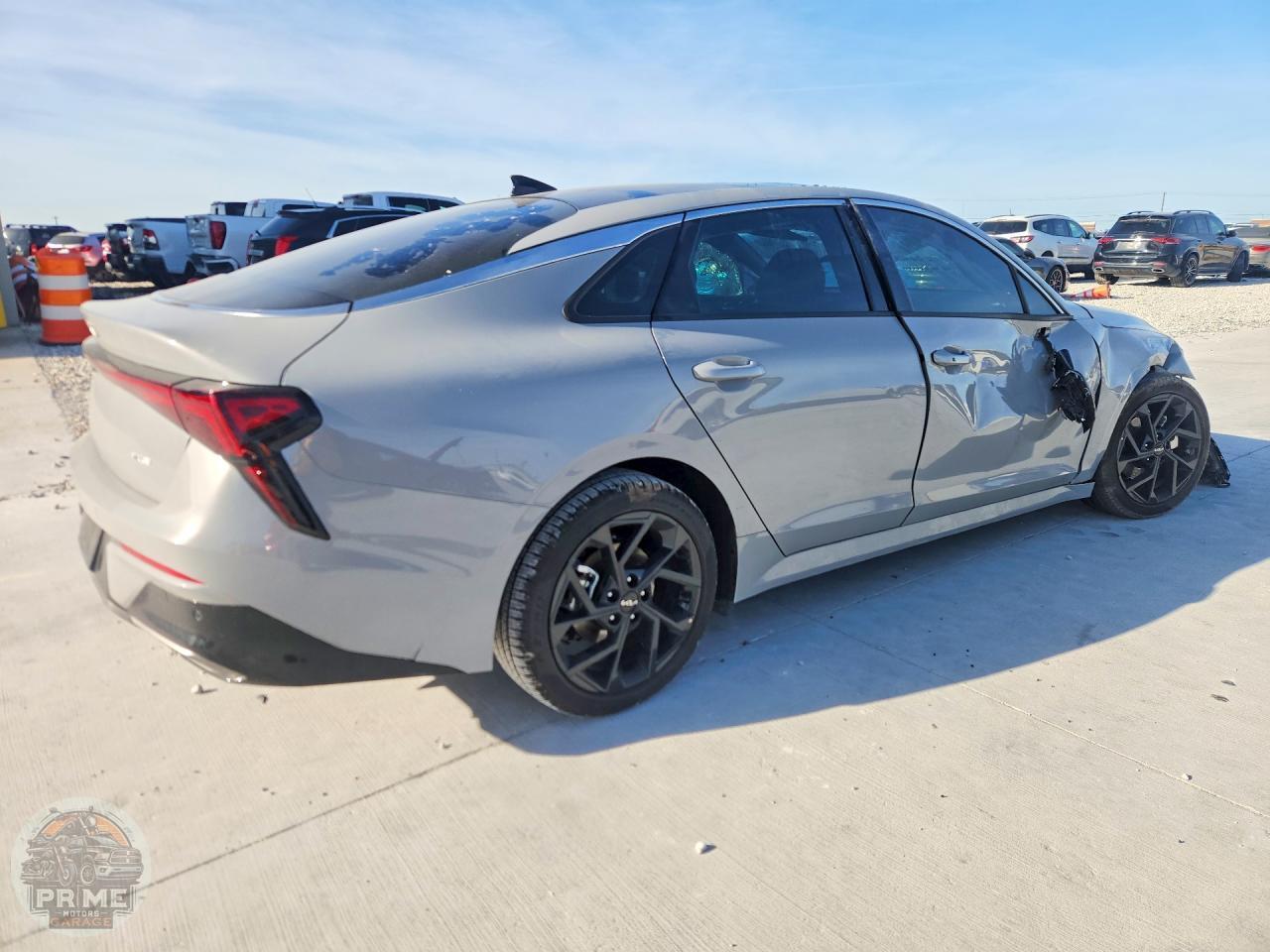 2026 KIA K5 — фото 6