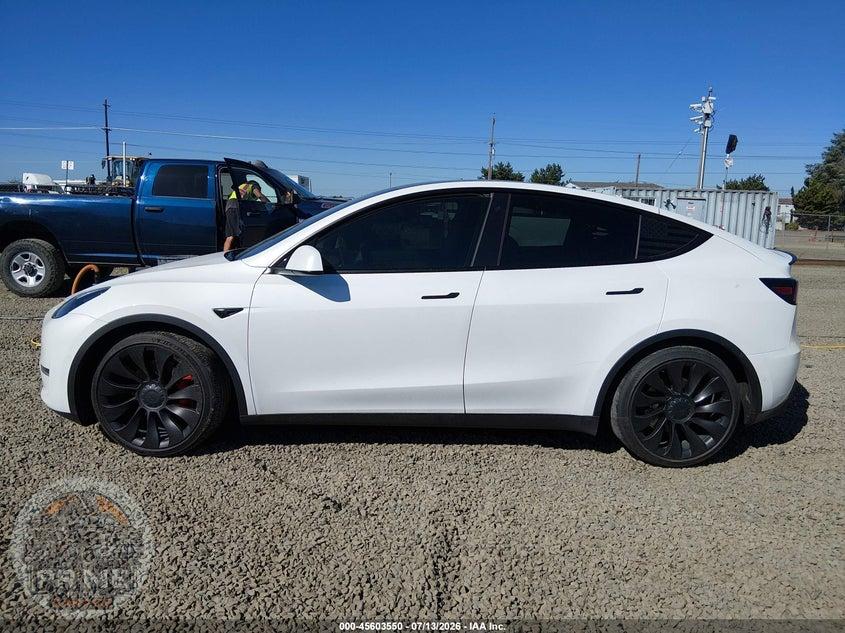 2022 TESLA MODEL Y PERFORMANCE DUAL MOTOR ALL-WHEEL DRIVE — фото 14