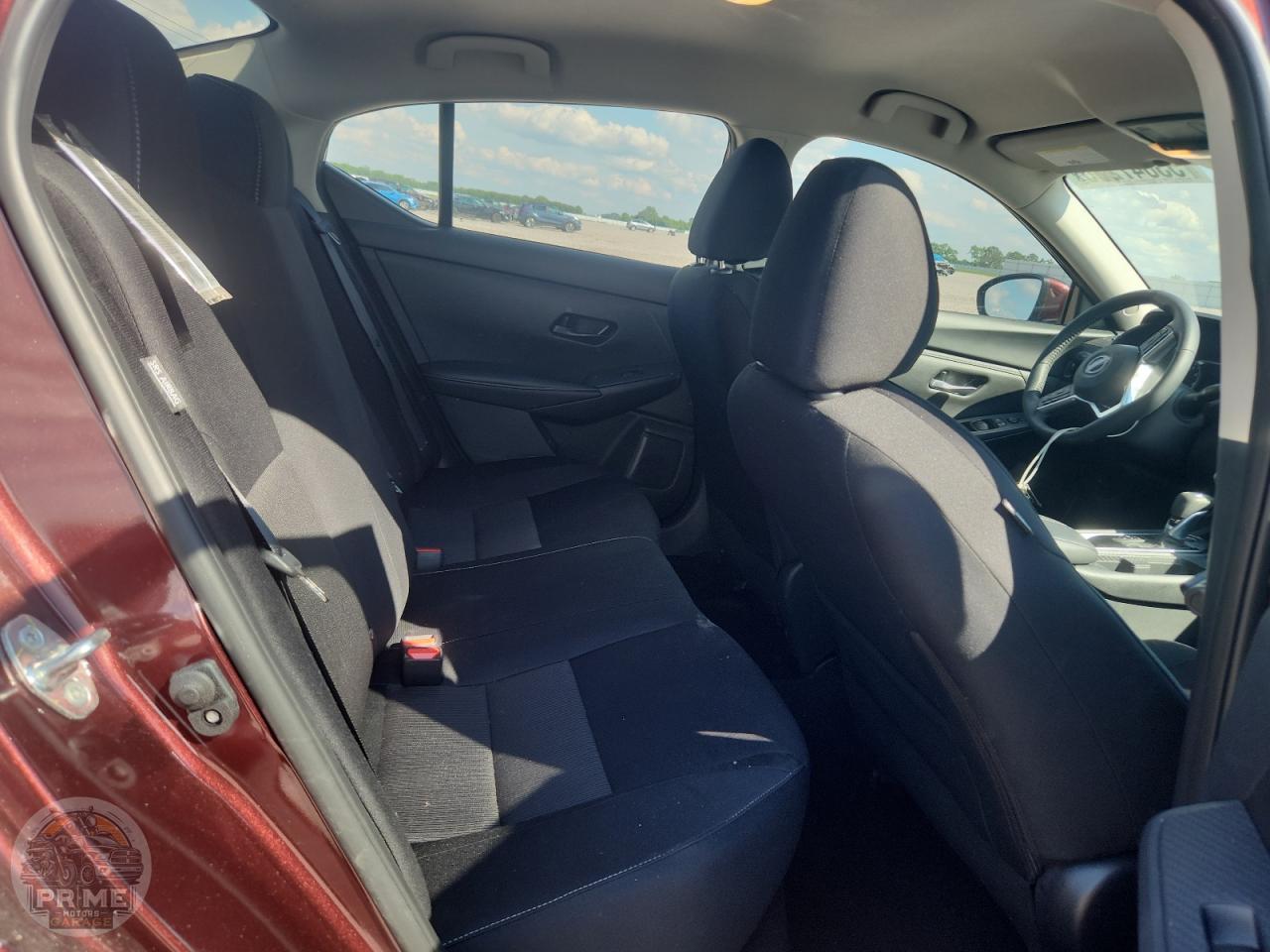 2025 NISSAN SENTRA — фото 10