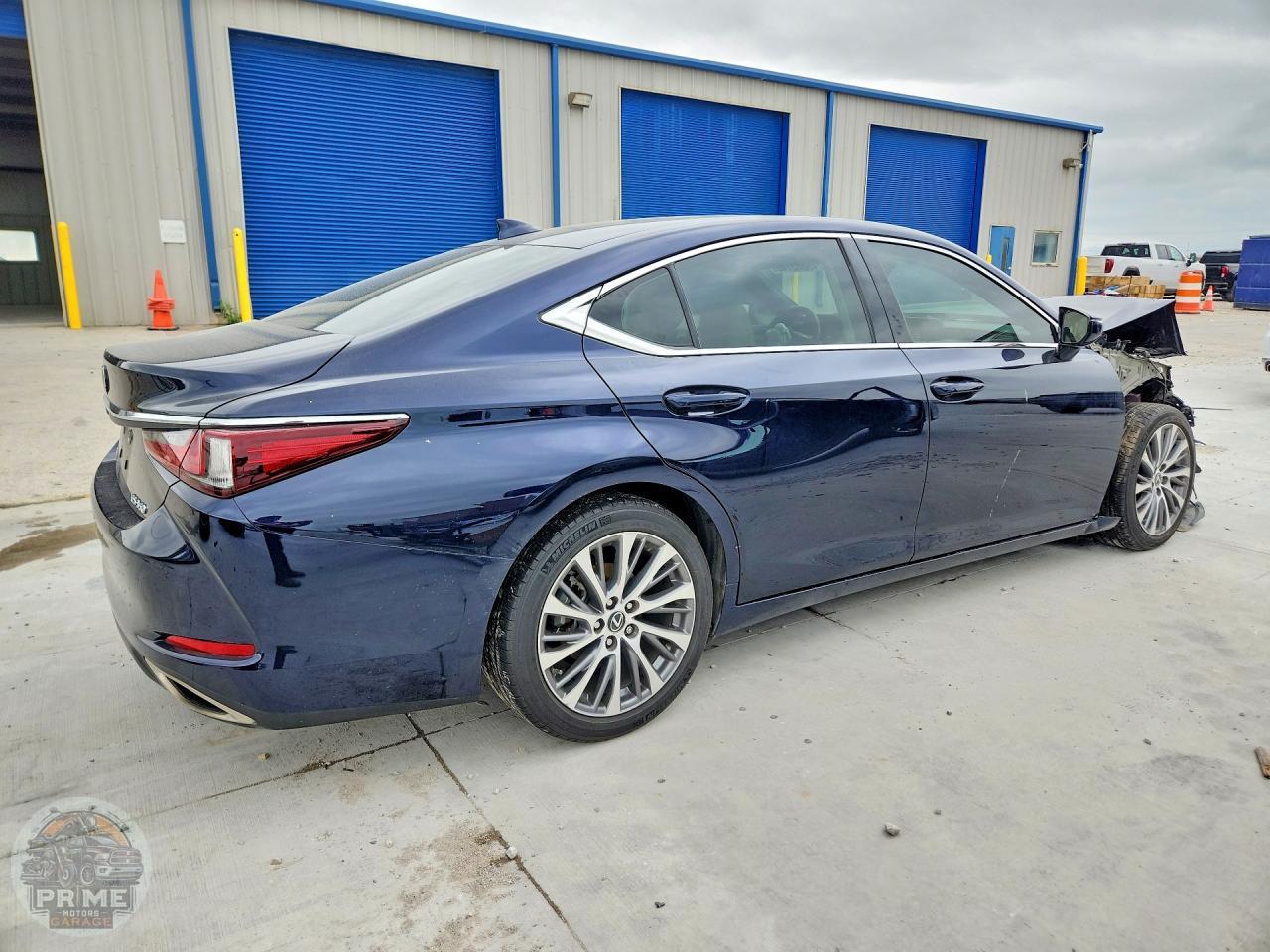 2020 LEXUS ES — фото 3