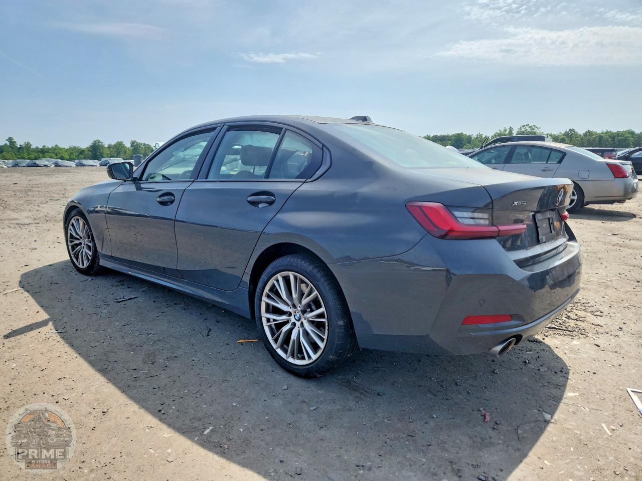 2023 BMW 3 SERIES — фото 2